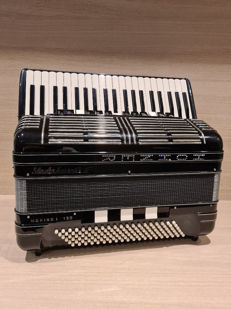 Hohner Morino IV 120 Slavko Avsenik occasion, Niet ingevuld, Gebruikt, Niet ingevuld, Met koffer