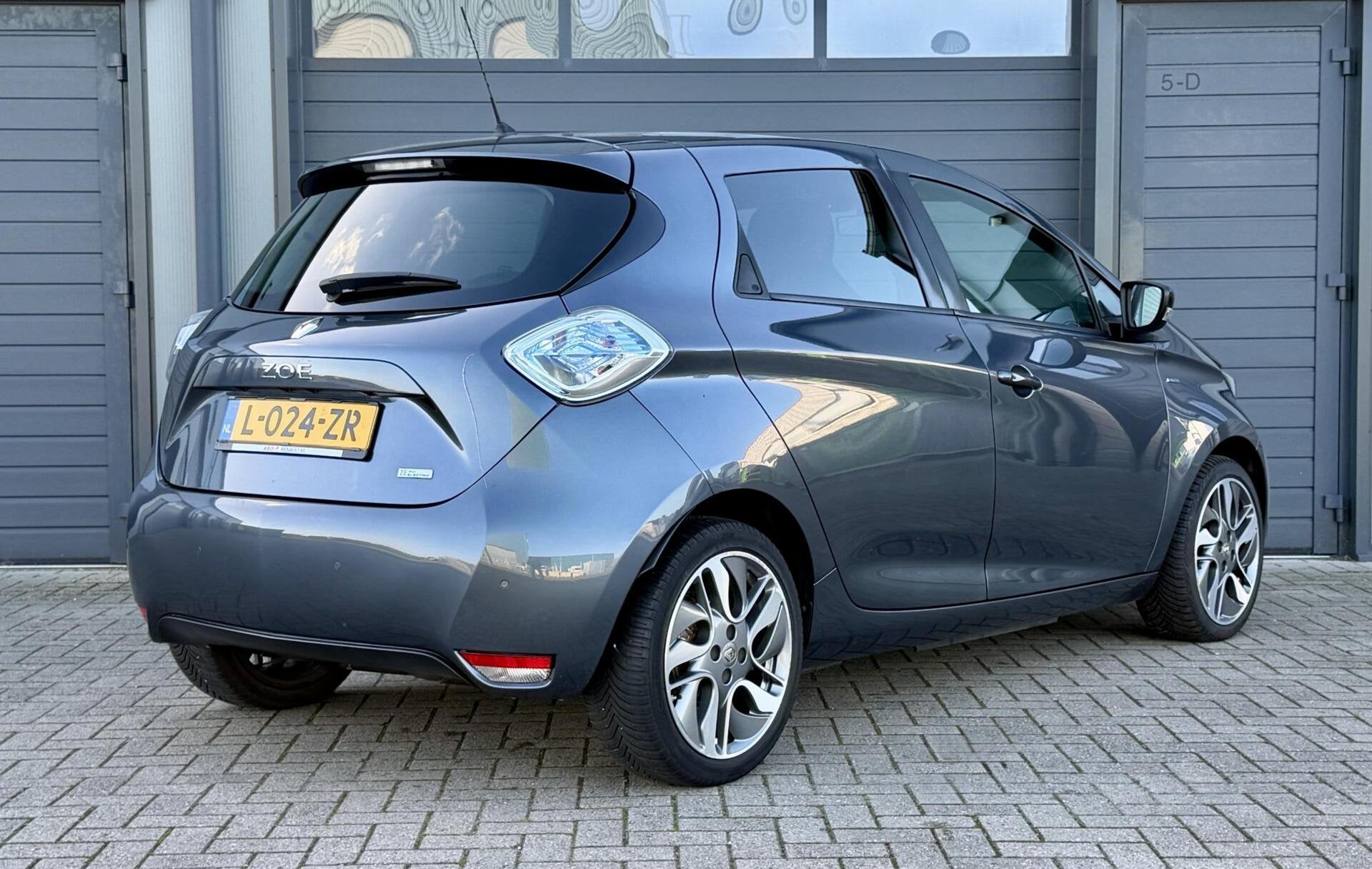 Renault Zoe R110 Limited 41 kWh | Elektrisch🔋 | Koop Accu, Auto's, Dealer onderhouden, Gebruikt, 41 kWh, Leder