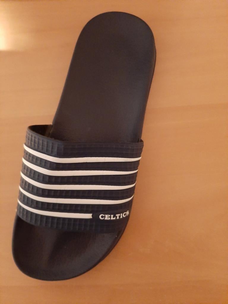 BADSLIPPERS, Ophalen of Verzenden, Zo goed als nieuw, Blauw