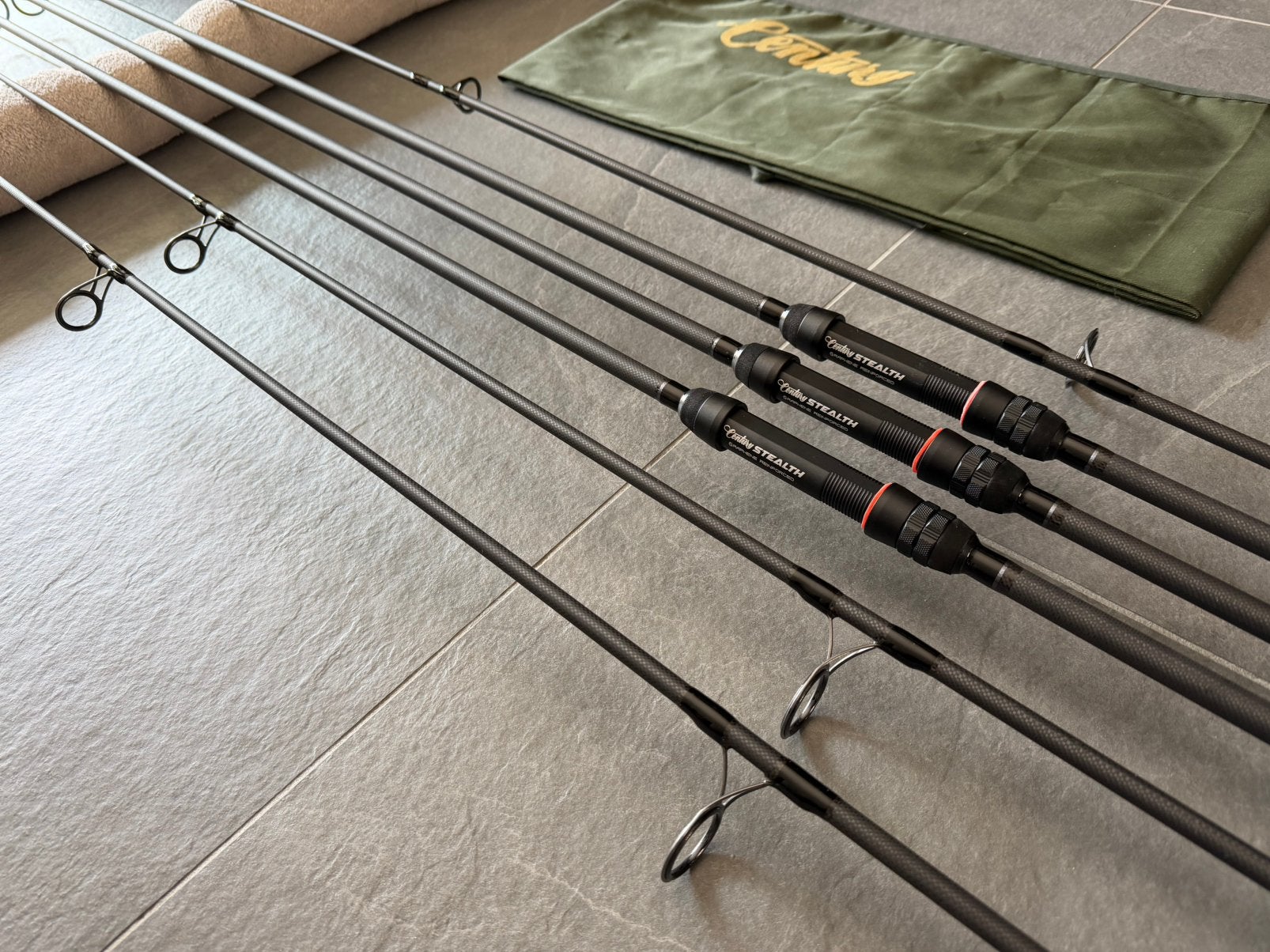 3 x Century Stealth Graphene Titanium S40 12ft 2,5lb NWST, Ophalen, Zo goed als nieuw, Complete set