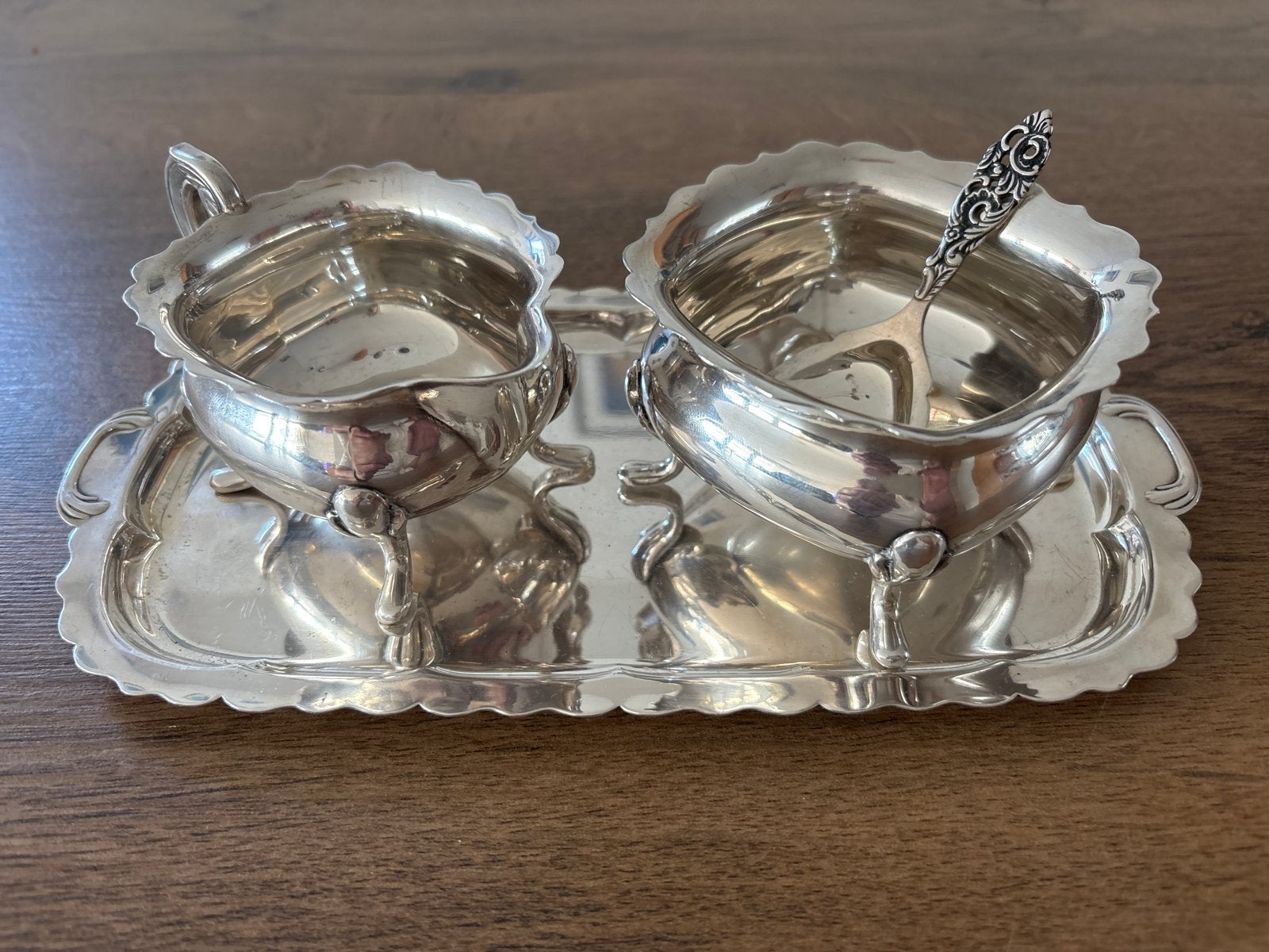 Verzilverd melk- en suikerstel op dienblad, Antiek en Kunst, Antiek | Goud en Zilver, Zilver, Ophalen of Verzenden