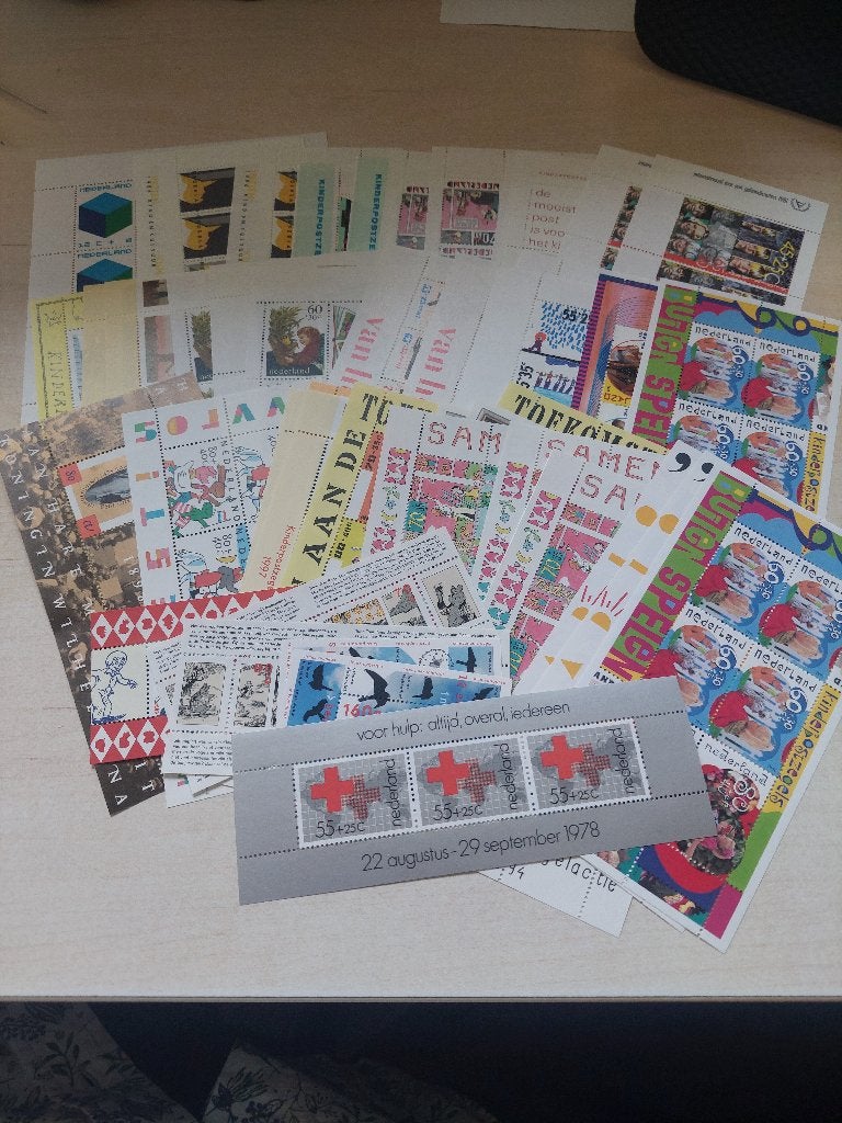 Ndi 49 blokjes + kavel losse zie scan, Ophalen of Verzenden, Postfris