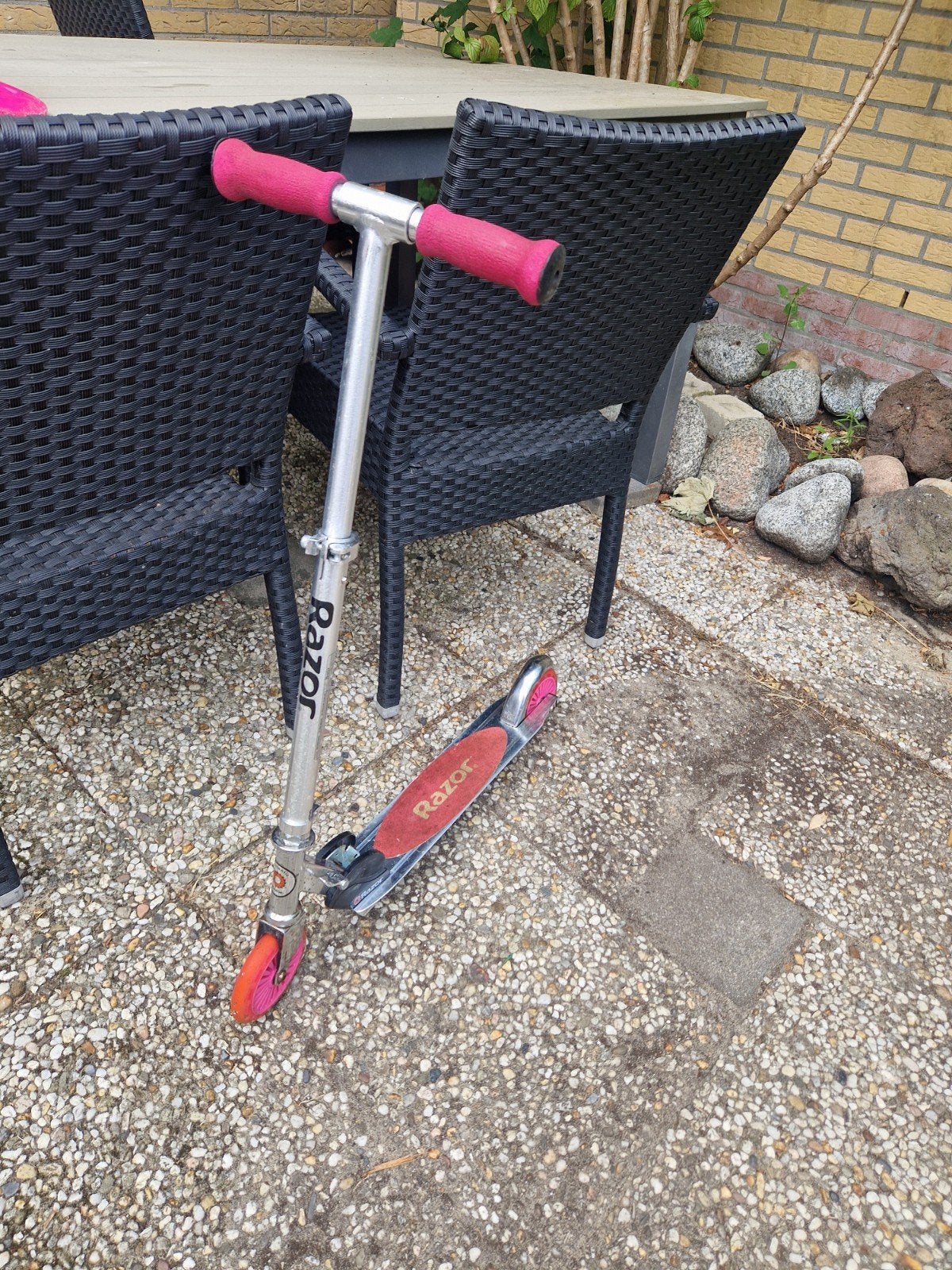 Razor step roze, Ophalen, Gebruikt, Gewone step, Razor