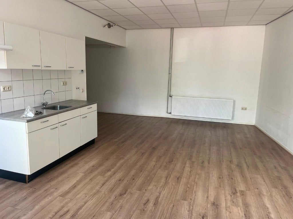 Bedrijfsruimte met parking in Centrum Velp €500 p/m, Ophalen of Verzenden, Nieuw, Lichaamsverzorging