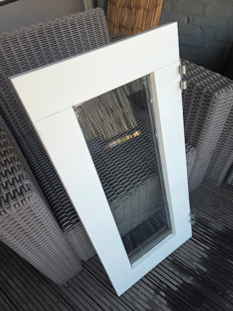 HR++ glas in wit kozijn, Ophalen, Minder dan 75 cm, Raamkozijn, Zo goed als nieuw