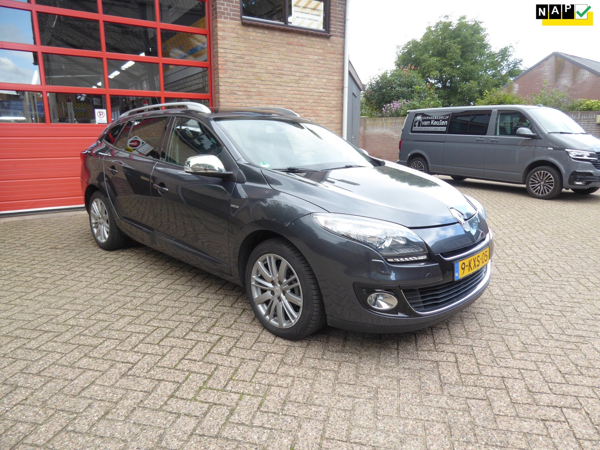 Renault Mégane Estate 1.5 dCi Bose, Auto's, Voorwielaandrijving, Euro 5, Gebruikt, Zwart
