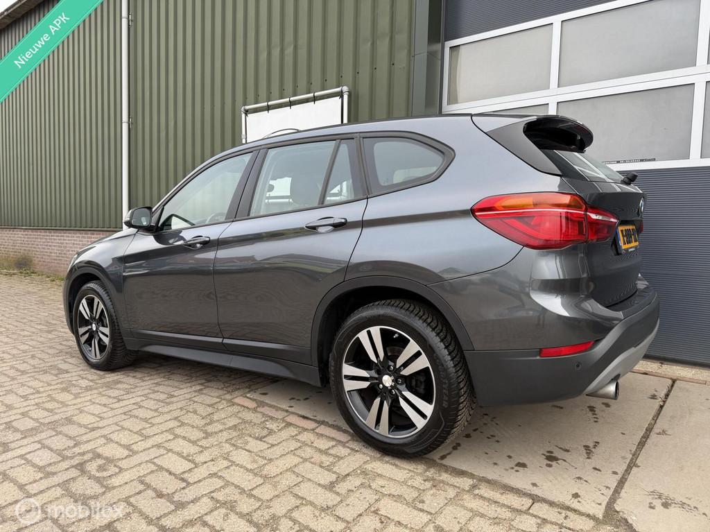 BMW X1 sDrive18i Centennial High Executive|Stoel vw|Clima|PD, 136 pk, Gebruikt, Euro 6, Automatische klimaatregeling