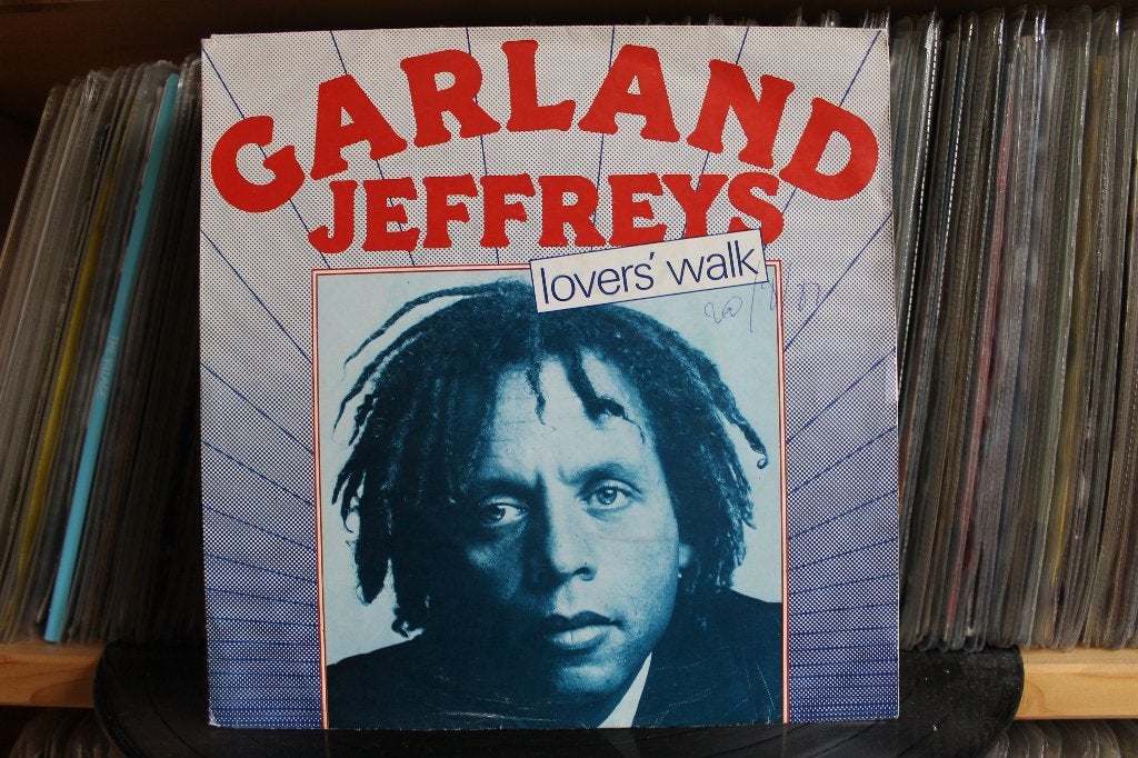 7" Single Garland Jeffreys - Lovers Walk / Miami Beach, Gebruikt, 7 inch, Ophalen of Verzenden, Pop