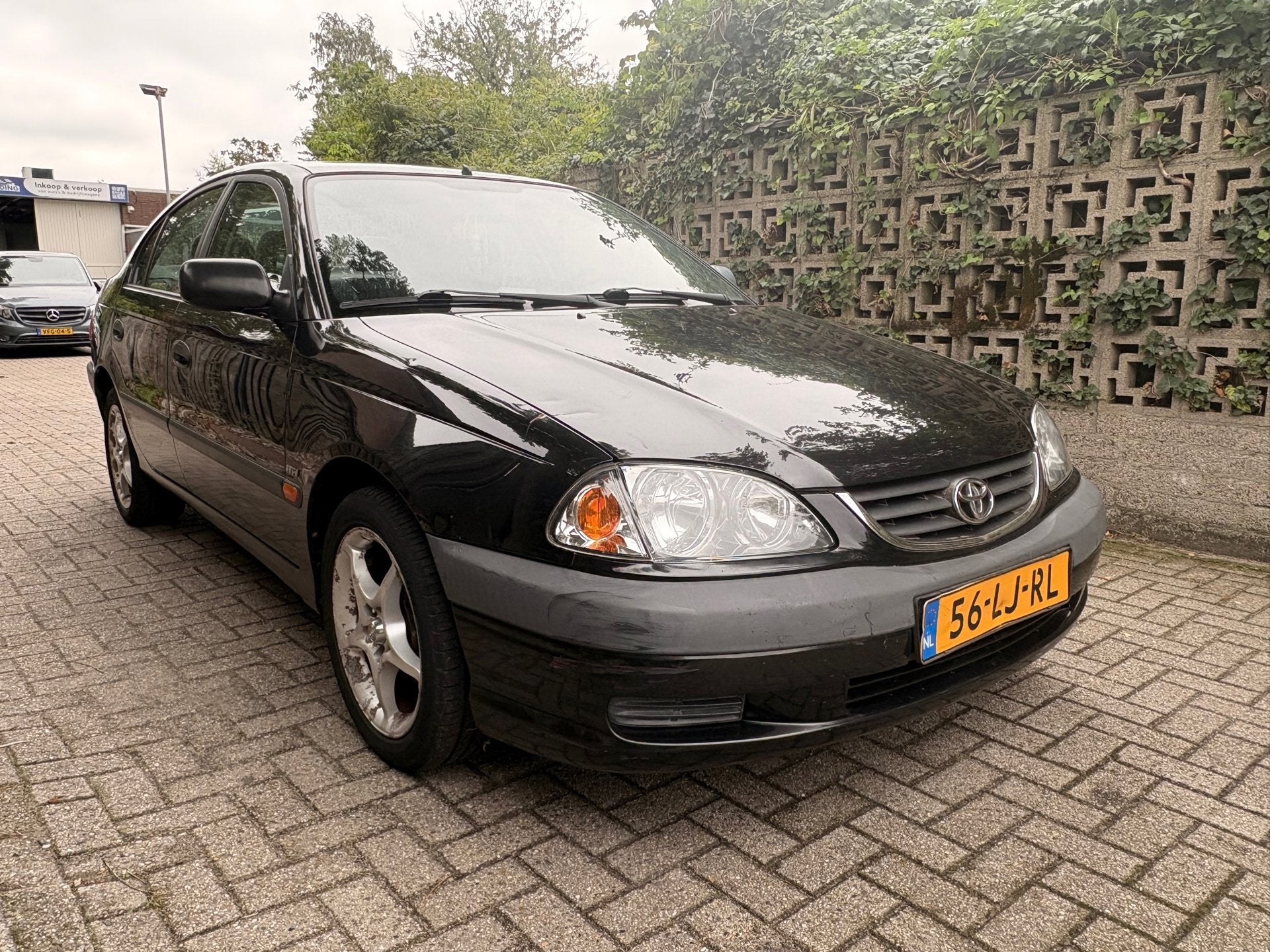 Toyota Avensis 1.8-16V Linea Terra - 1e eigenaar - airco - n, Auto's, Voorwielaandrijving, 4 cilinders, 129 pk, Zwart