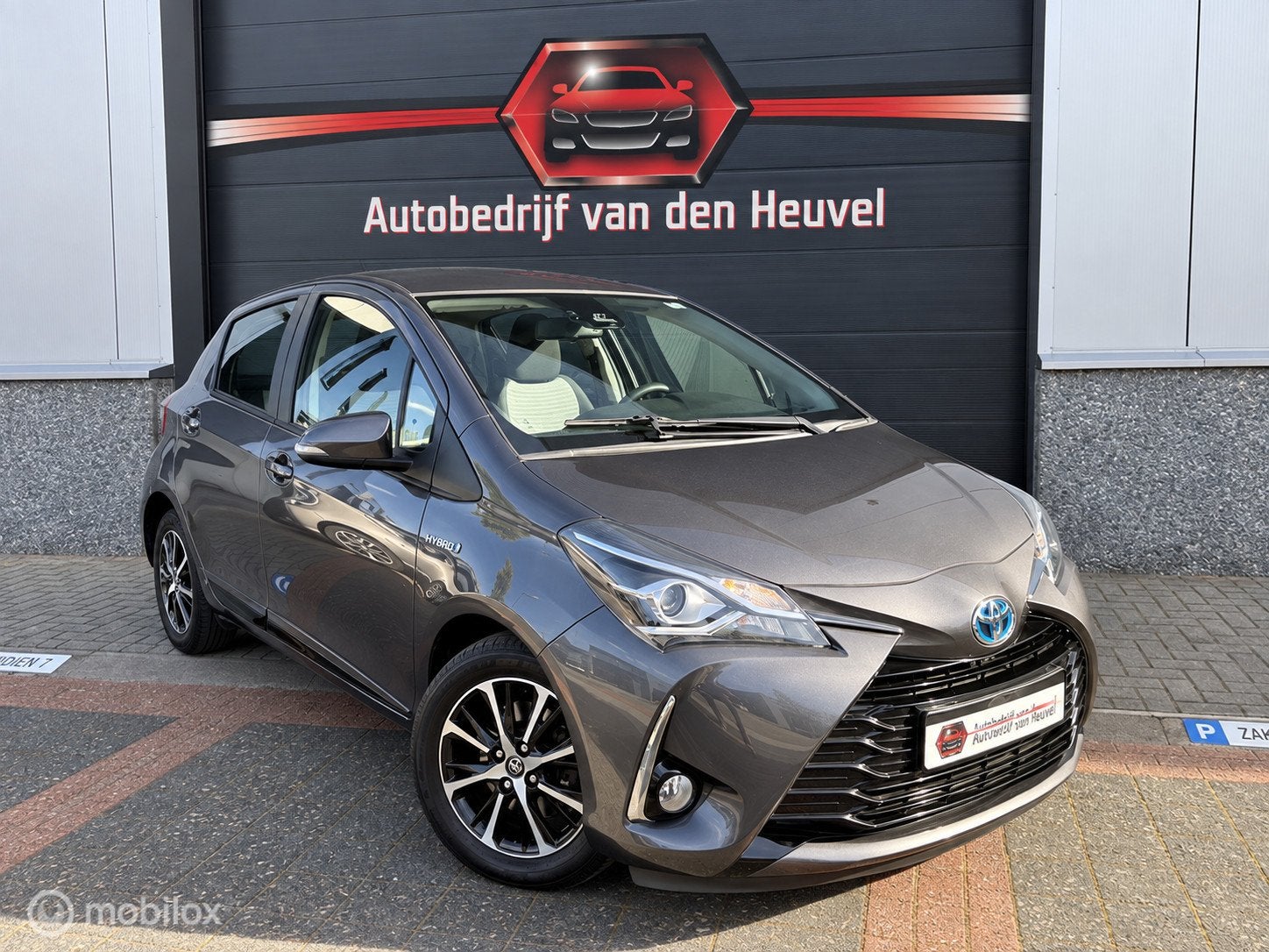 Toyota Yaris 1.5 Hybrid Aspiration |Keyless | Apple Carplay*, Auto's, Gebruikt, 4 cilinders, Bedrijf, Hybride Elektrisch/Benzine