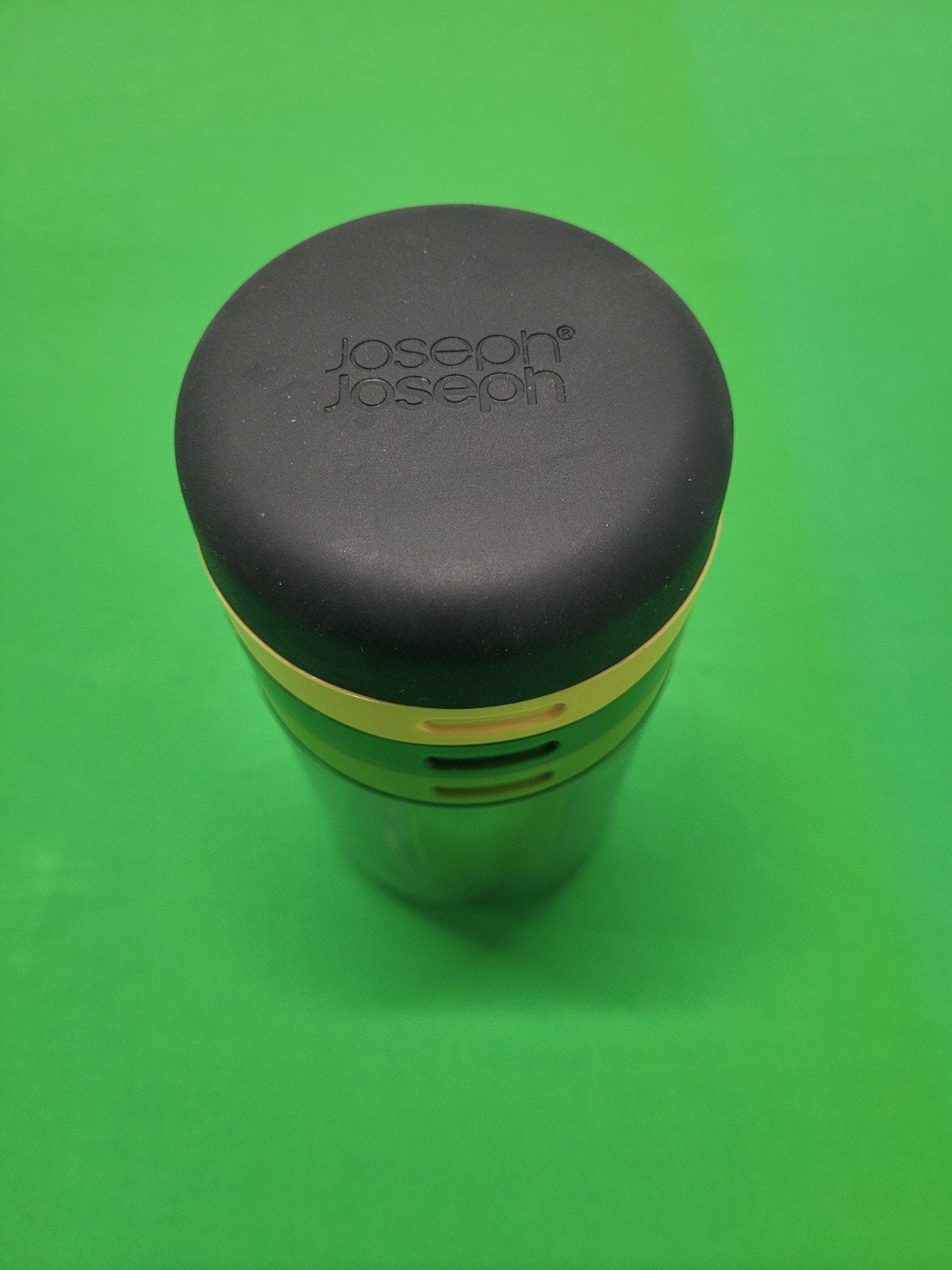Joseph Joseph Multi-rasp / snijder met opbergpot, Kunststof, Info@josephjoseph.com, Ophalen of Verzenden, Zo goed als nieuw