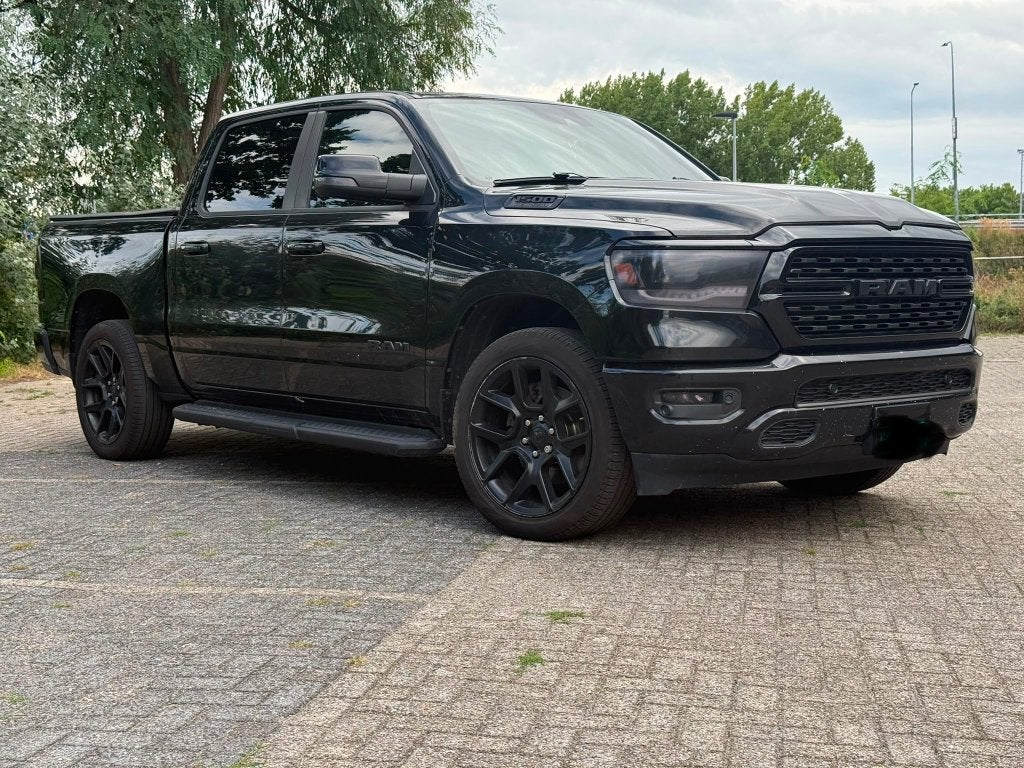 Dodge RAM 1500 Sport 5.7, Auto's, Automaat, 2361 kg, 5654 cc, Leder en Stof
