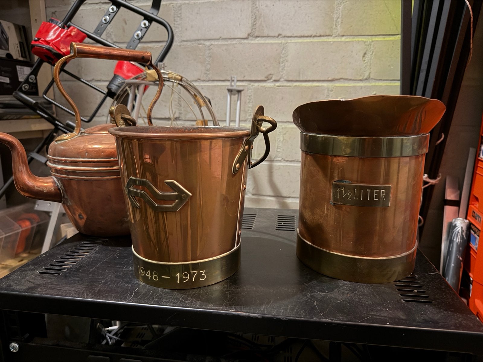 Koperen theepot, emmer en maatbeker set, Ophalen, Koper