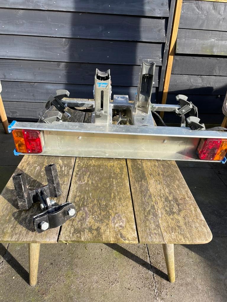 Twinny load compleet met bevestiging trekhaak, Auto diversen, Fietsendragers, Ophalen, Zo goed als nieuw, Trekhaakdrager
