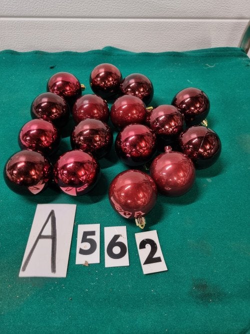 Kerstballen bordeaux rood 16 stuks, [a562], Diversen, Kerst, Ophalen of Verzenden, 'T Olde Gre-j, Info@toldegrej.nl, Endepoelstraat 20f Didam