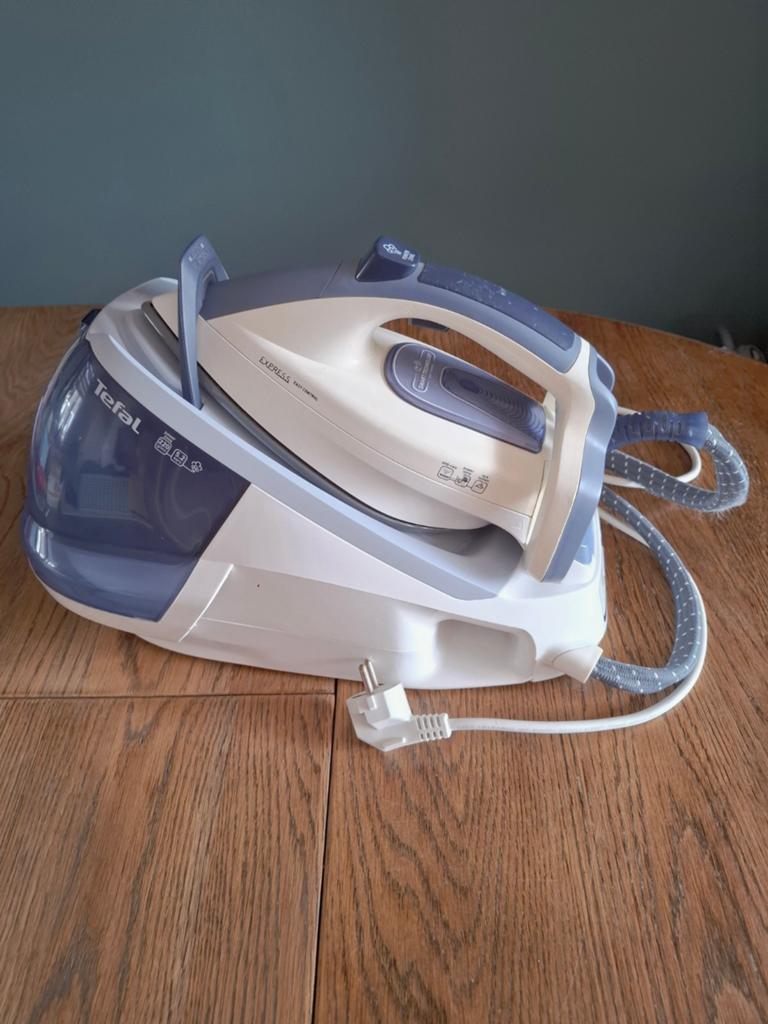 Tefal Express Anti-Calc Stoomgenerator Strijkijzer, Ophalen, Gebruikt, Strijkijzer met snoer