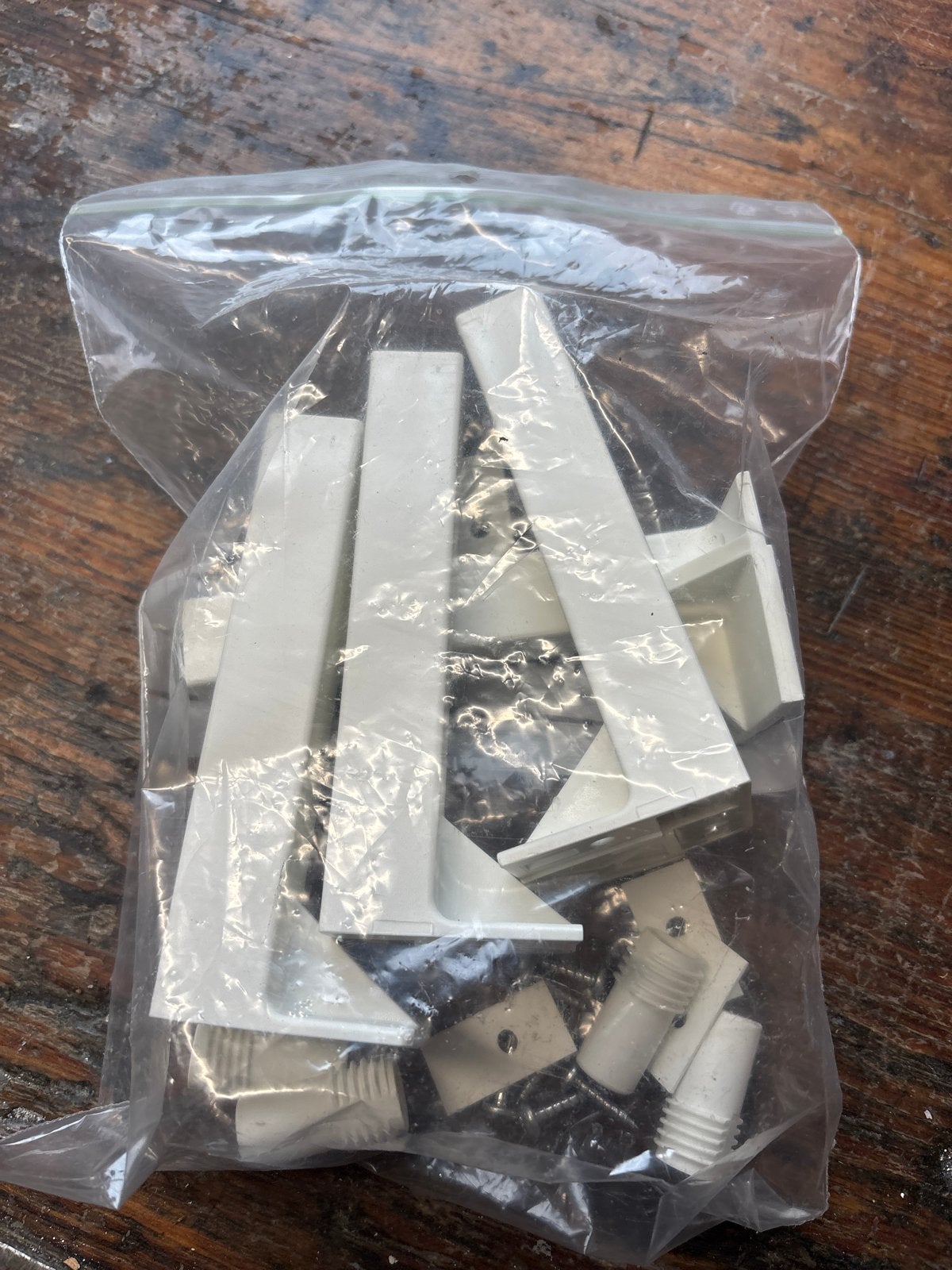 IKEA Voetjes en Bevestigingsmateriaal, Ophalen of Verzenden, Nieuw