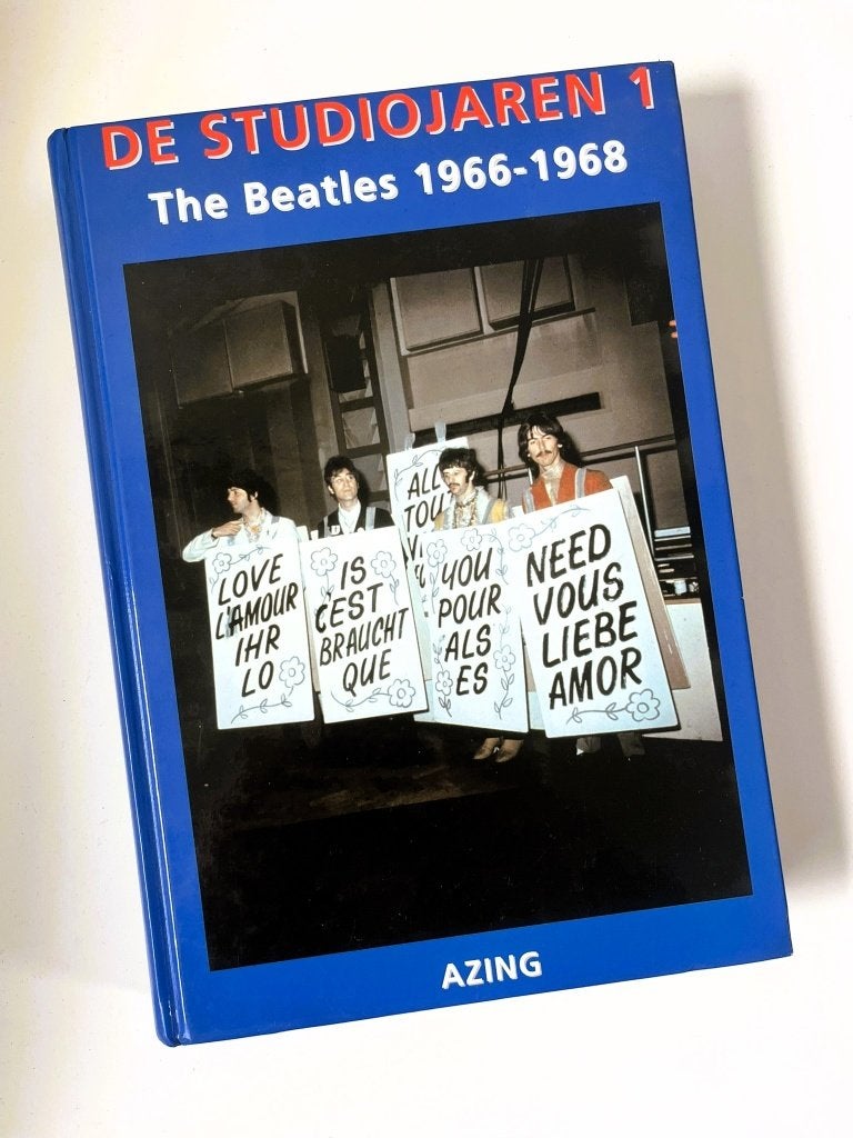 Boek The Beatles 1966-1968 door Azing Moltmaker, Gelezen, Artiest, Ophalen of Verzenden, Azing Moltmaker
