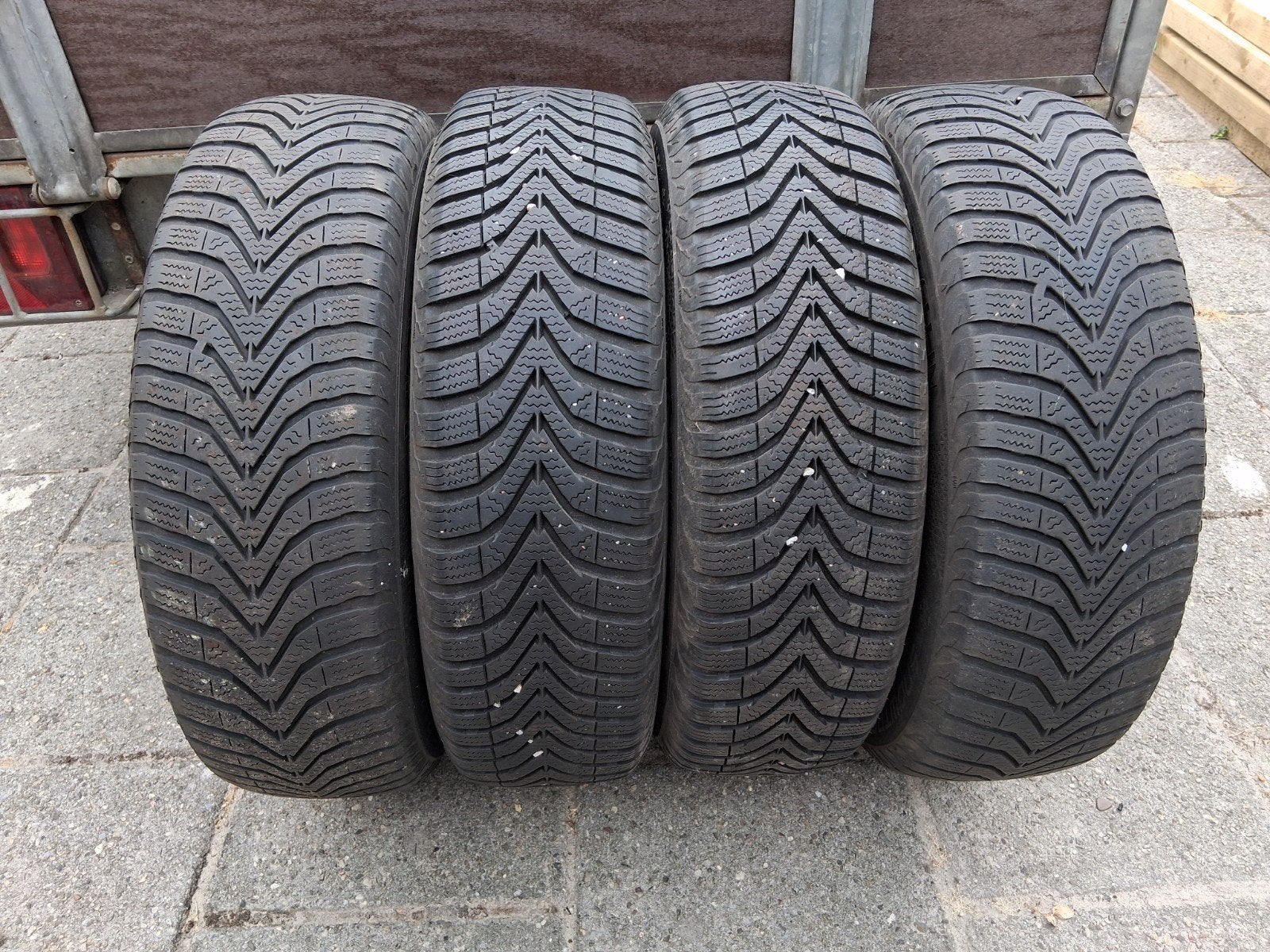Set van 4 gebruikte winterbanden C1,107 en zomerbanden 3008, Auto-onderdelen, Banden en Velgen, Ophalen, Gebruikt, Banden en Velgen
