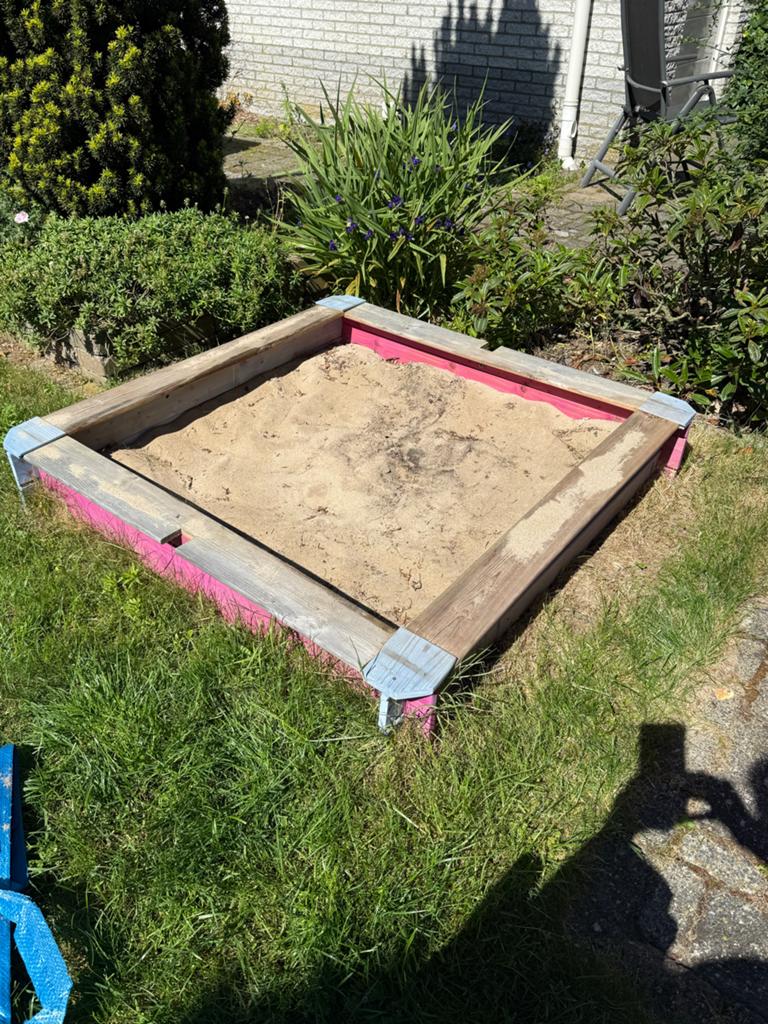 Gratis zandbak 120x120 met zand, Ophalen, Gebruikt