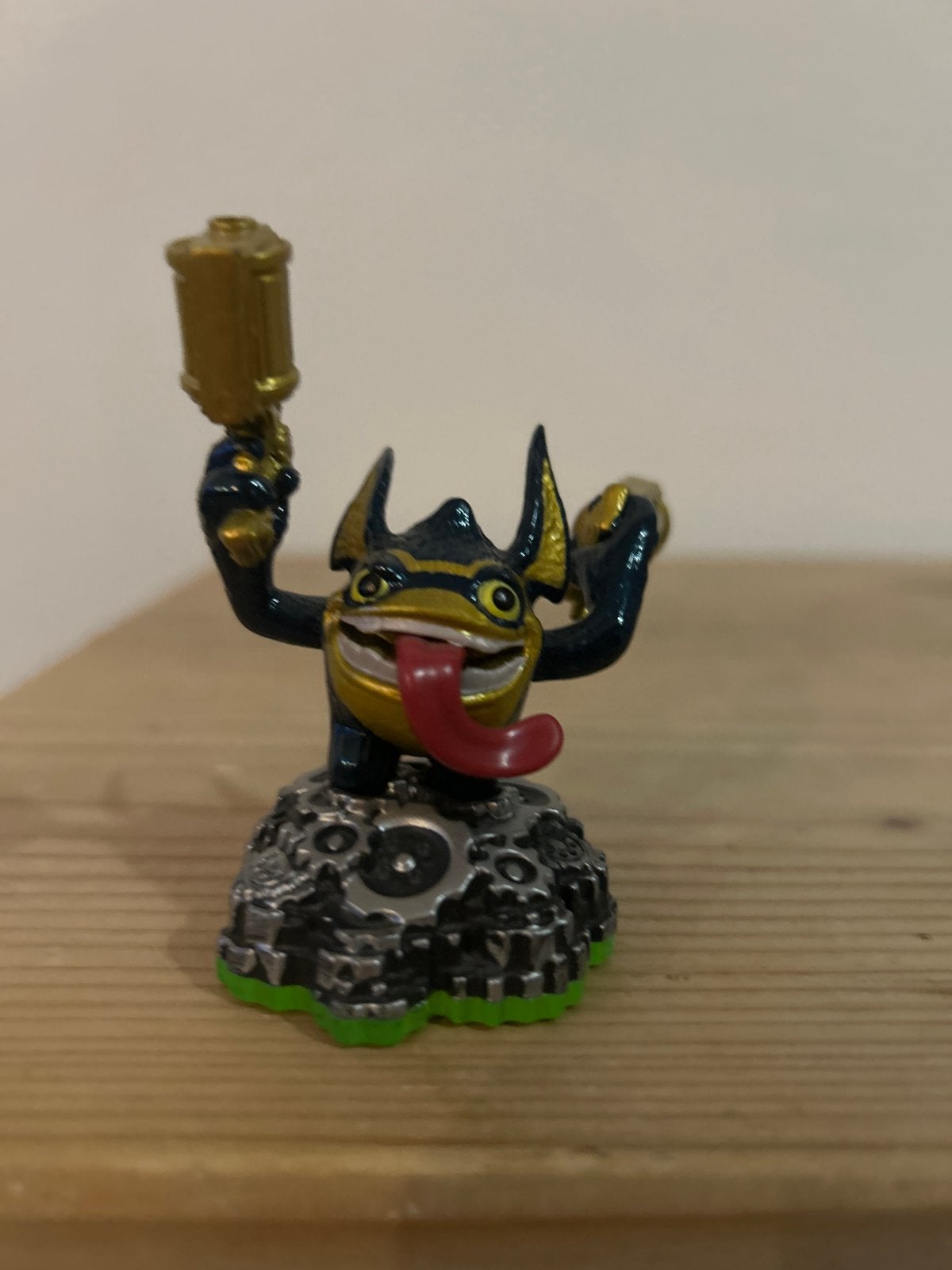 Skylanders Legendary Trigger Happy Figuur, Ophalen of Verzenden, Zo goed als nieuw