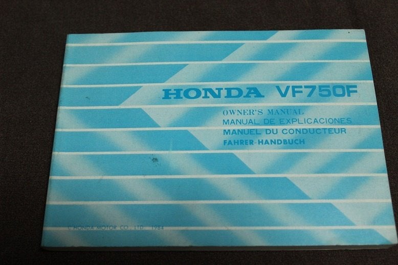 Honda VF750F 1984 motorcycle owner's manual VF 750F, Motoren, Handleidingen en Instructieboekjes, Ophalen of Verzenden, Honda