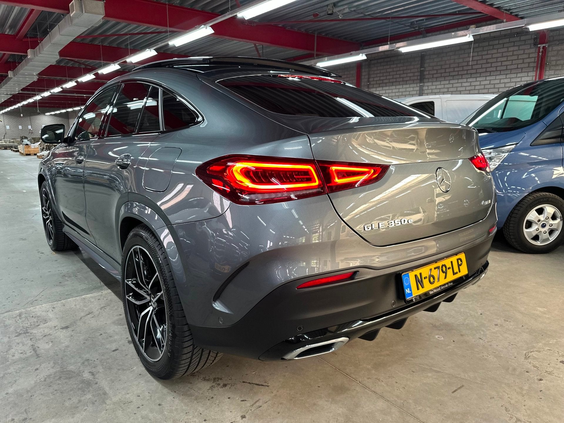 Mercedes-Benz GLE-klasse Coupé 350 e 4MATIC AMG, Masssage,, Auto's, Mercedes-Benz, Gebruikt, 4 cilinders, 2525 kg, Bedrijf