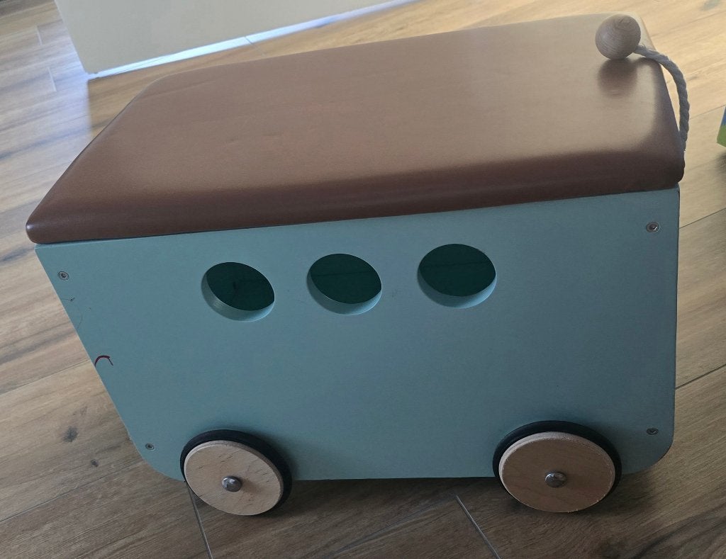 Kinder houten opbergwagen, Ophalen, Zo goed als nieuw
