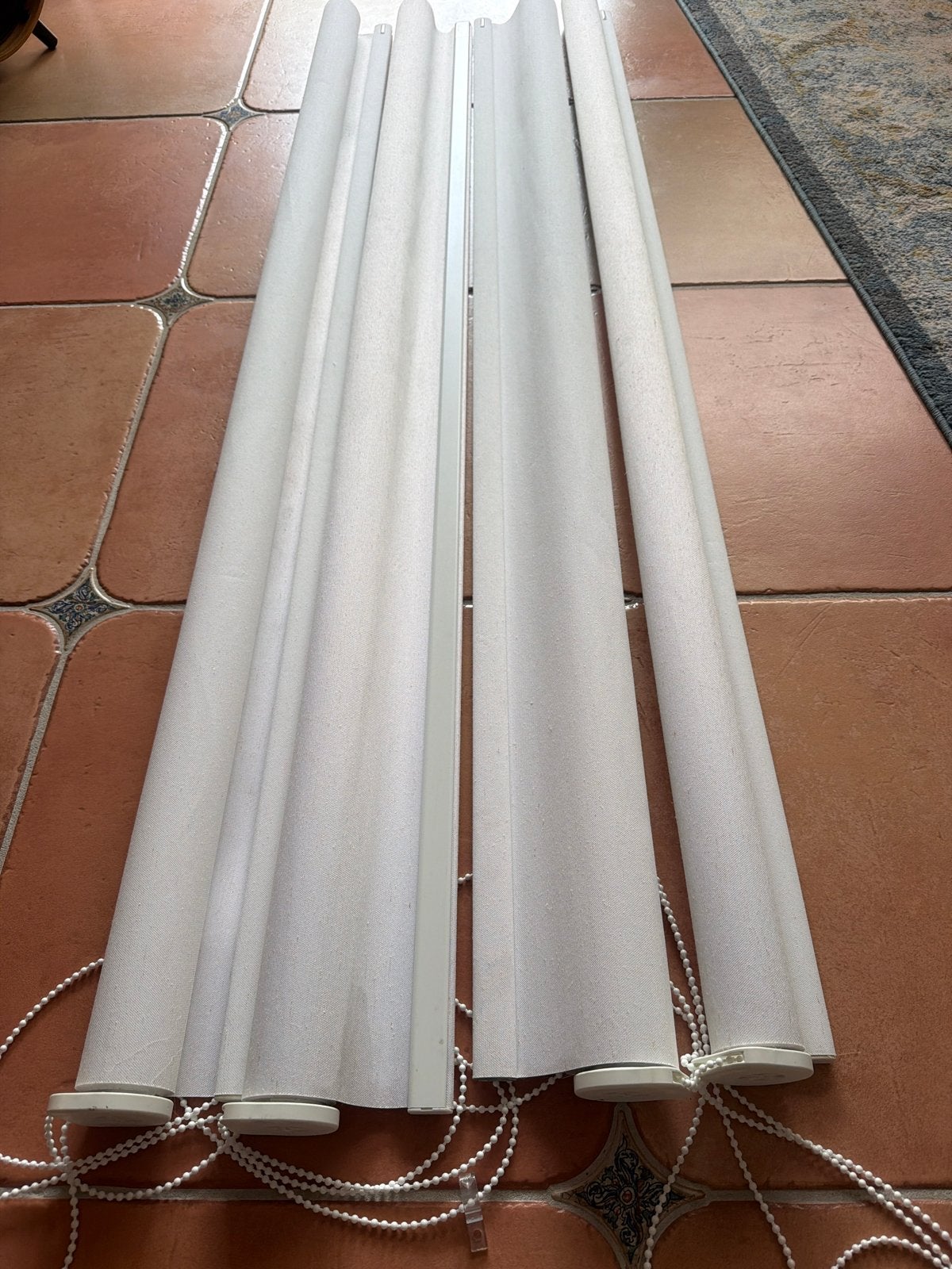 4 Veneta Rolgordijnen 158x160 cm - Line Sand, Huis en Inrichting, Stoffering | Gordijnen en Lamellen, Inclusief montageonderdelen