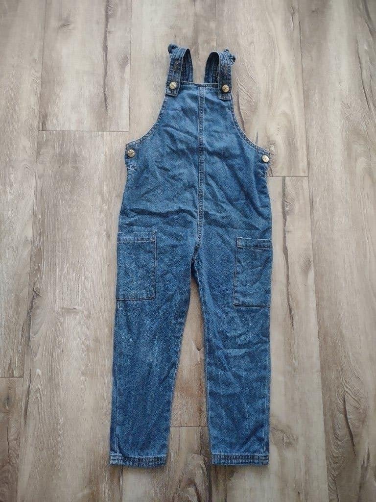 Prachtige blauwe tuinbroek, denim salopette, maat 98/104., Kinderen en Baby's, Kinderkleding | Maat 98, Broek, Ophalen of Verzenden