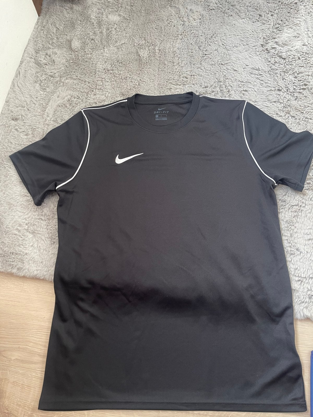 Nike Dri-FIT T-shirt Zwart Maat L, Ophalen of Verzenden, Zo goed als nieuw, Maat 52/54 (L), Zwart