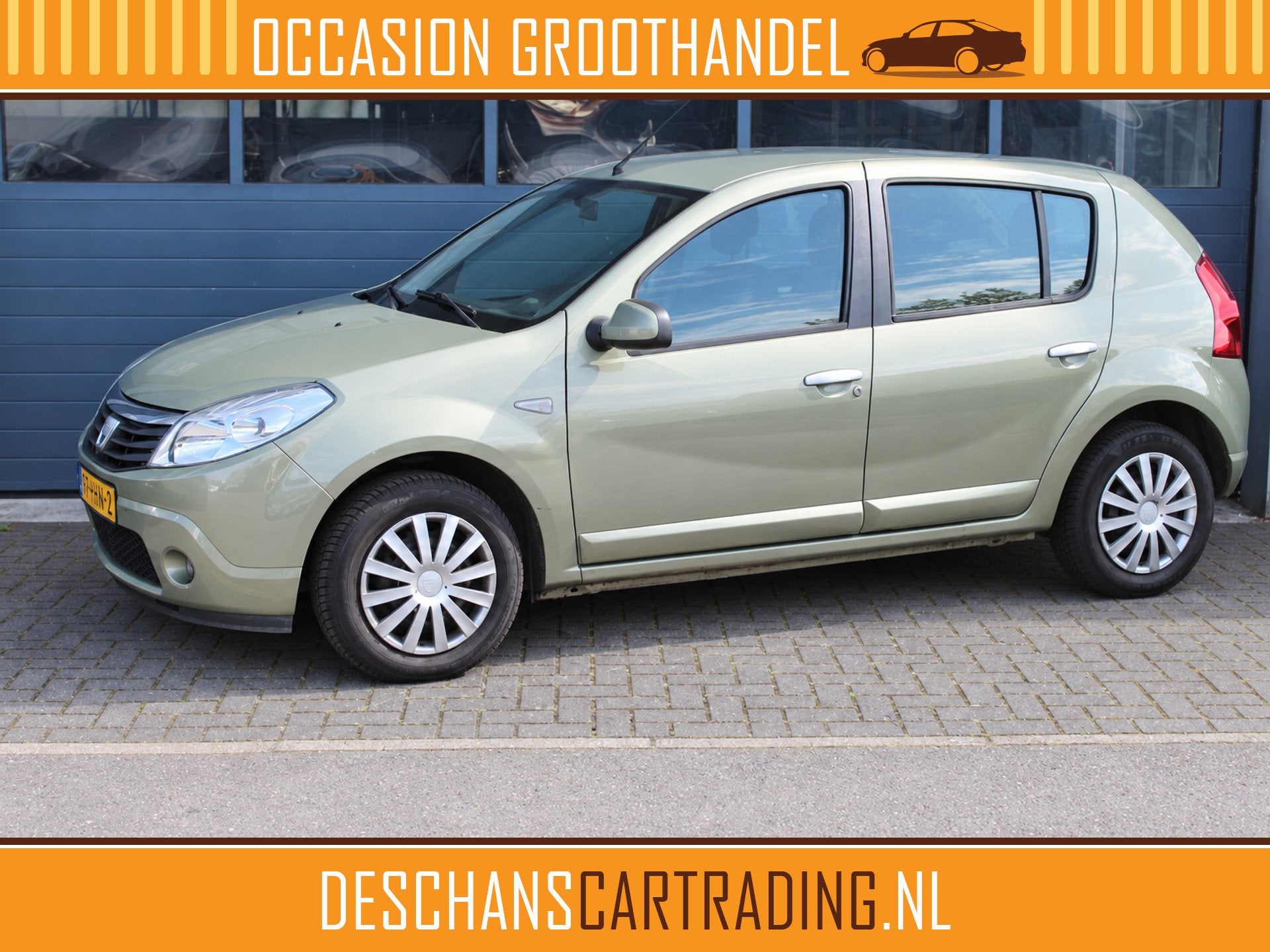 Dacia Sandero 1.6 Lauréate Airconditioning, Electr Pakket,, Auto's, Voorwielaandrijving, 1011 kg, 4 cilinders, Beige