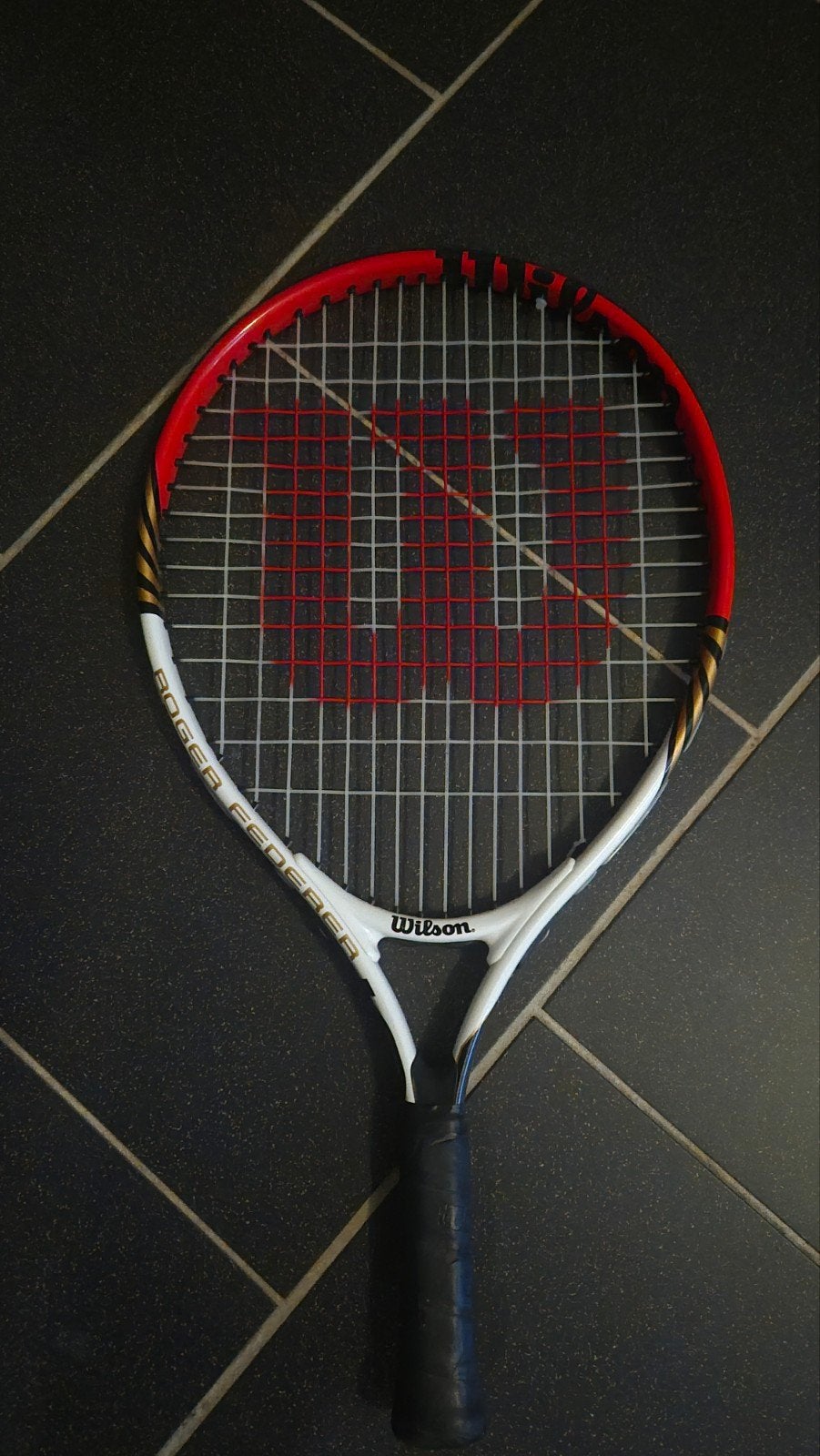 Wilson Roger Federer kindertennisracket 3 1/2, Sport en Fitness, Ophalen of Verzenden, Zo goed als nieuw, Wilson, Racket