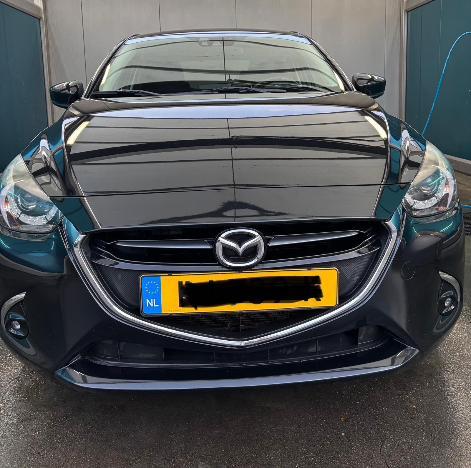 Nette Mazda 2 Skyactiv G GT Luxury aangeboden, Auto's, Mazda, Particulier, ABS, Achteruitrijcamera, Airbags, Airconditioning, Automatische klimaatregeling
