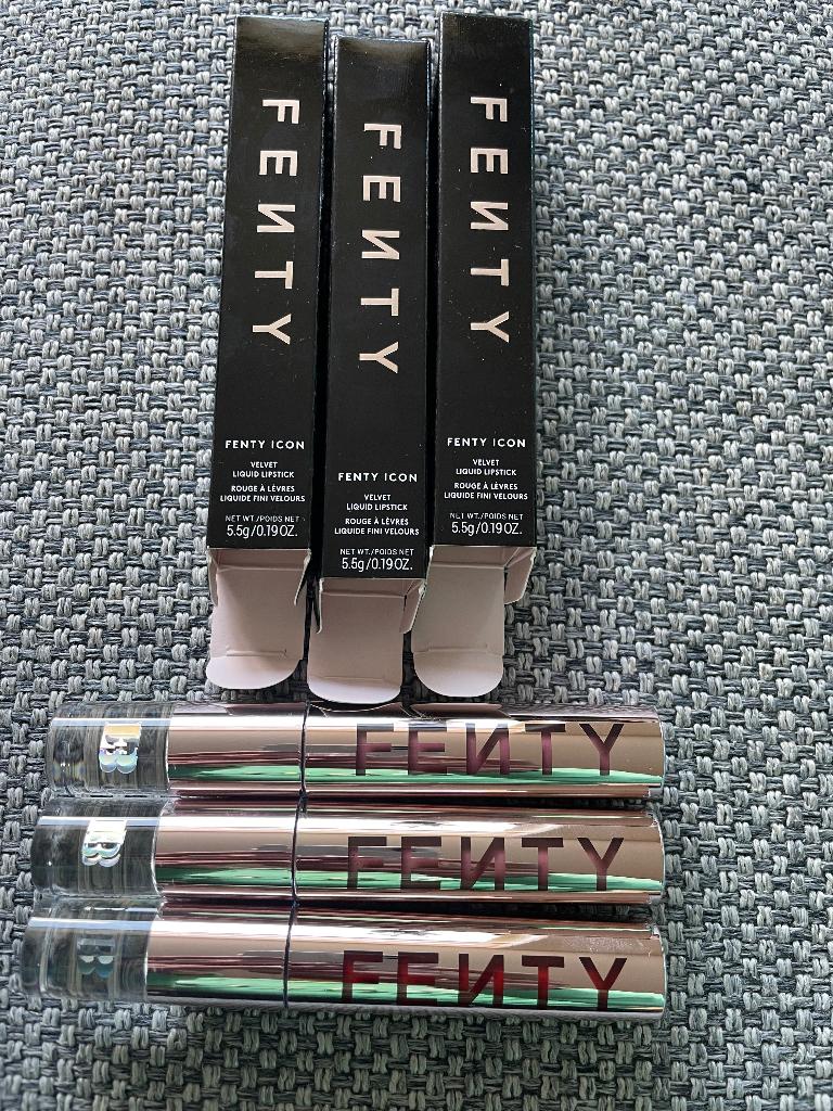 Fenty Beauty Fenty Icon Velvet Liquid Lipstick-nog 3 kleuren, Nieuw, Ophalen of Verzenden, Make-up, Overige kleuren