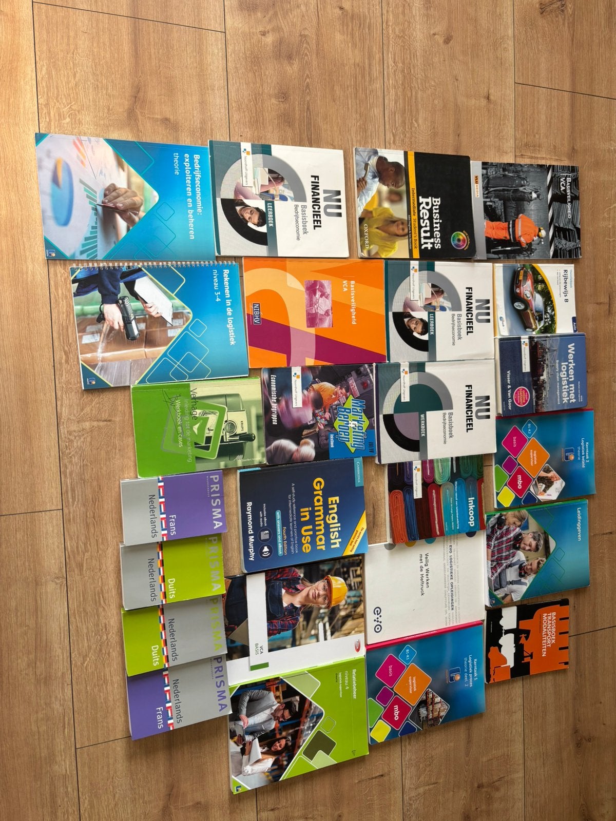 Grote partij studieboeken – logistiek, bedrijfseconomie, Ophalen of Verzenden, Zo goed als nieuw, VMBO, Bedrijfseconomie of M&O