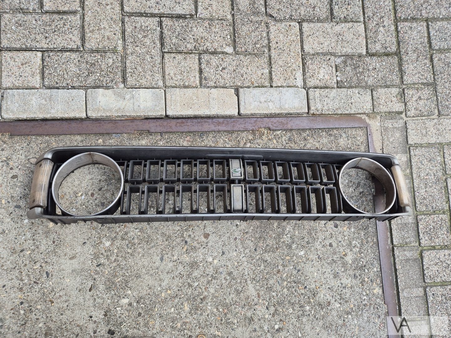 Toyota Carina 1972 - 1978 eerste model grille met knippers, Gebruikt, -, -, Ophalen of Verzenden