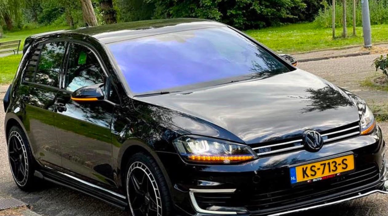 Volkswagen Golf 1.4 TSI Phev 204pk 5D DSG 2016 Zwart, Zwart, 1499 kg, 149 pk, 84 €/maand