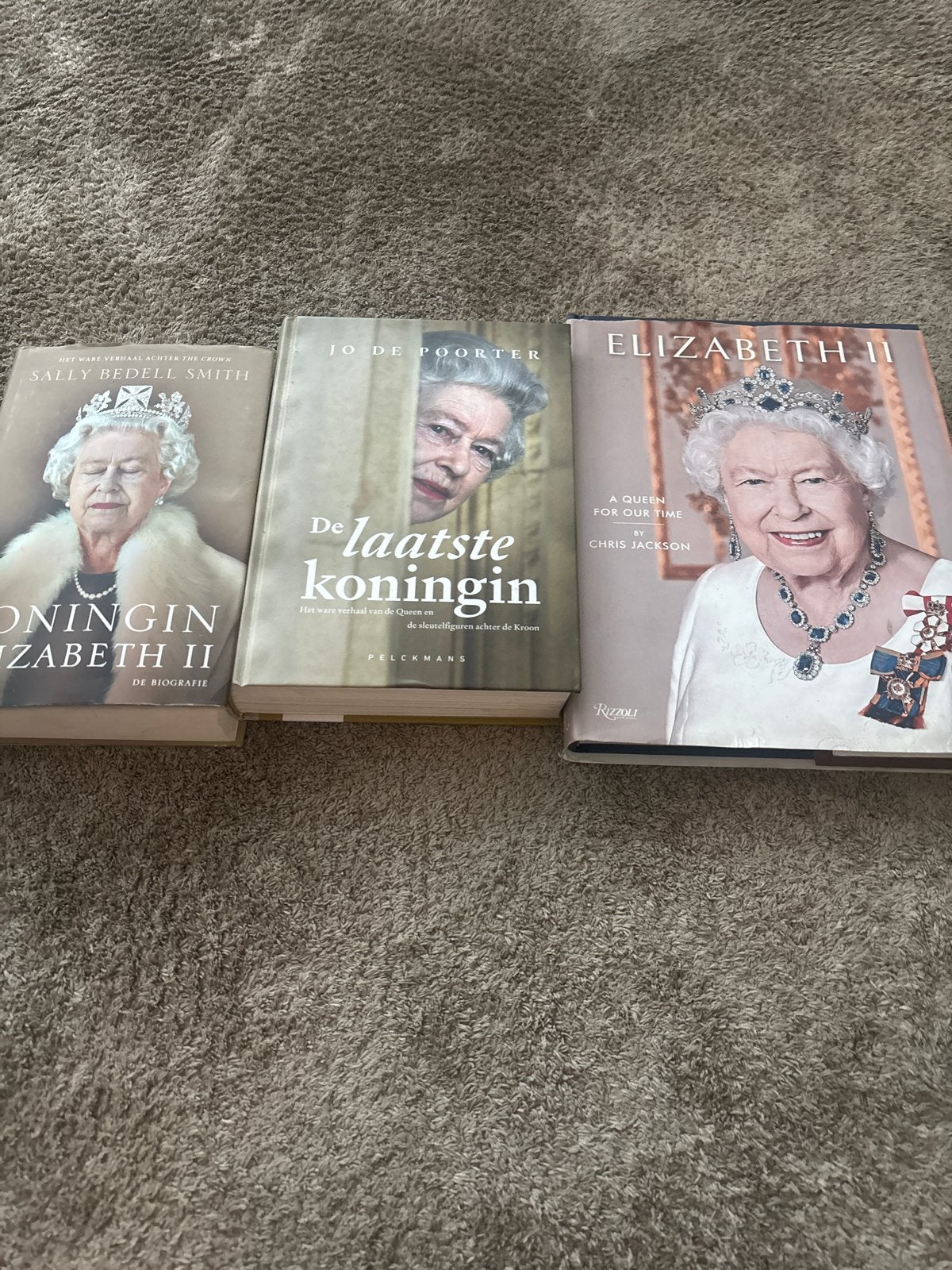 Boeken over Koningin Elizabeth II - Biografieën, Ophalen, Zo goed als nieuw, Overige