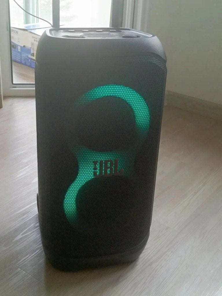 JBL PartyBox 320, Audio, Tv en Foto, Luidsprekers, 150 watt of meer, JBL, Verzenden, Inclusief kabels
