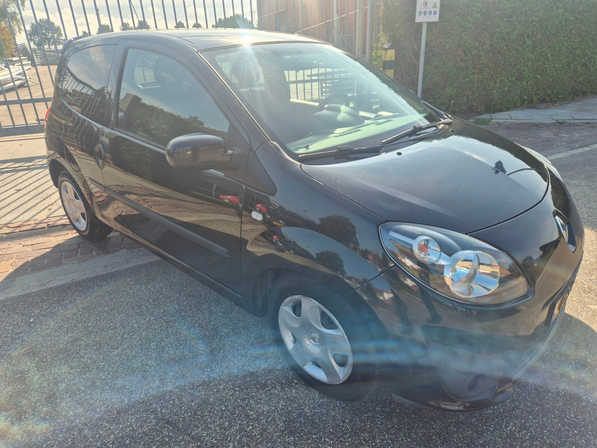 Renault Twingo 1.2-16V Collection airco!, Gebruikt, 4 cilinders, Zwart, Origineel Nederlands