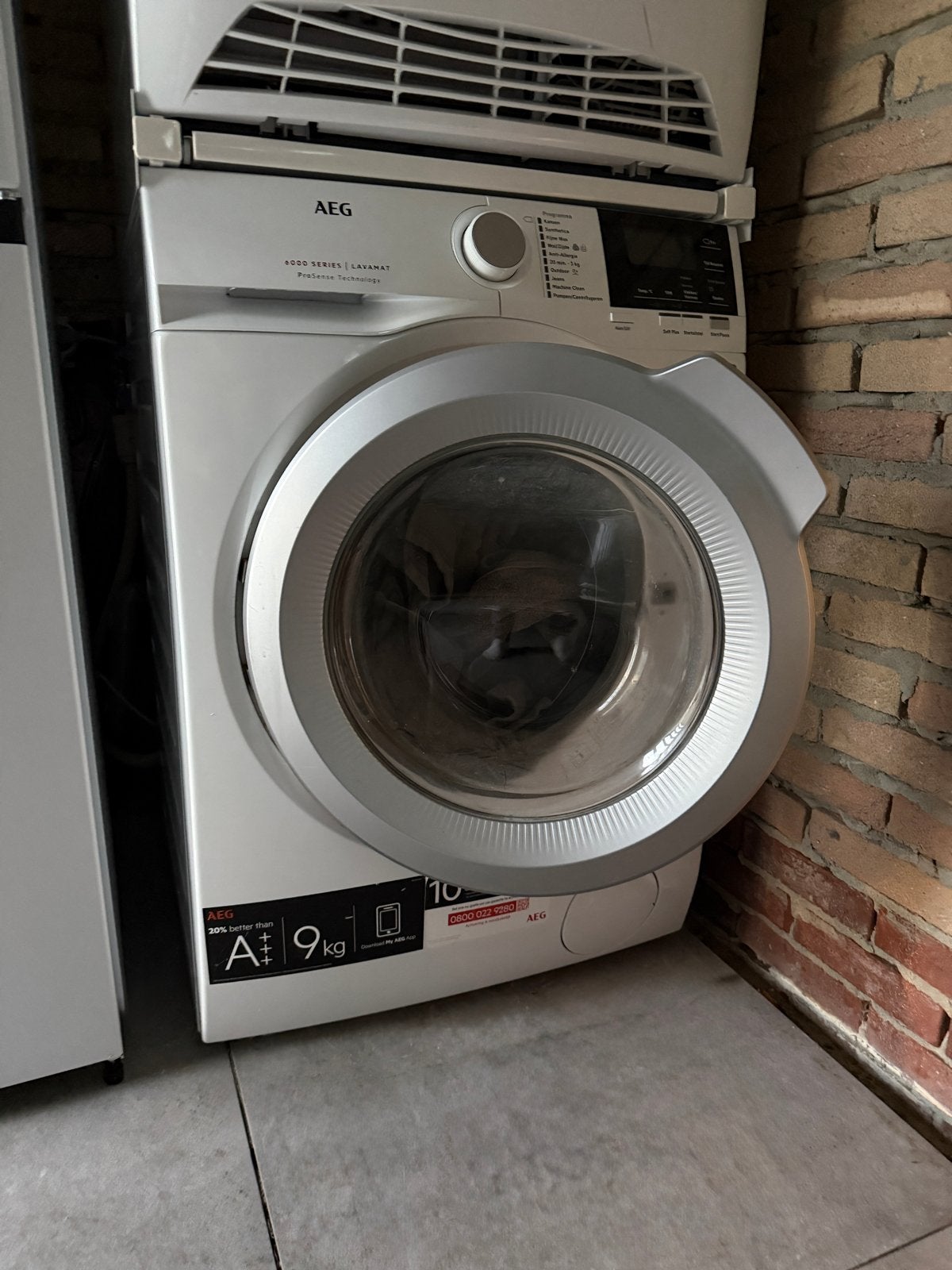 AEG 6000 Series Lavamat ProSense Wasmachine - Goede Staat, Witgoed en Apparatuur, Wasmachines, Ophalen, 1200 tot 1600 toeren, Gebruikt