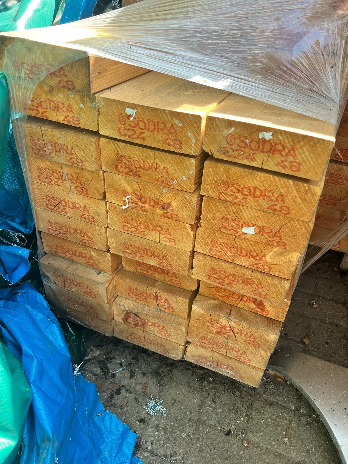 Nieuw:Houten balken en panlatten - Nieuwstaat, Doe-het-zelf en Verbouw, Hout en Planken, Ophalen, Zo goed als nieuw, Balk, Overige houtsoorten