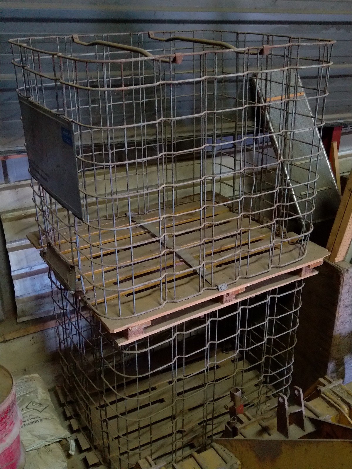 Gaas bakken op houten pallet, Ophalen, 100 cm of meer, 60 cm of meer, 50 cm of meer