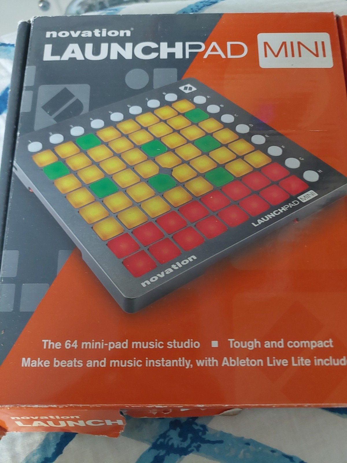 Novation Launchpad Mini MIDI Controller, Muziek en Instrumenten, Ophalen, Novation, Overige aantallen, Zo goed als nieuw