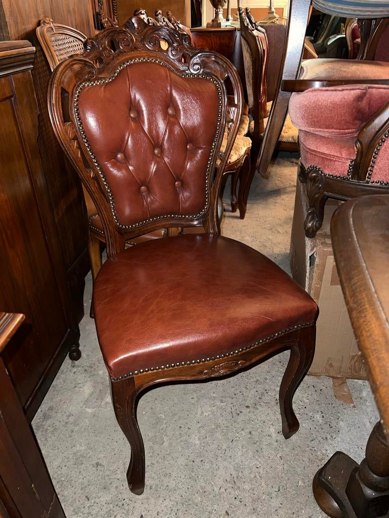 Set van 4 Chesterfield barok eetkamerstoelen in leer, Ophalen