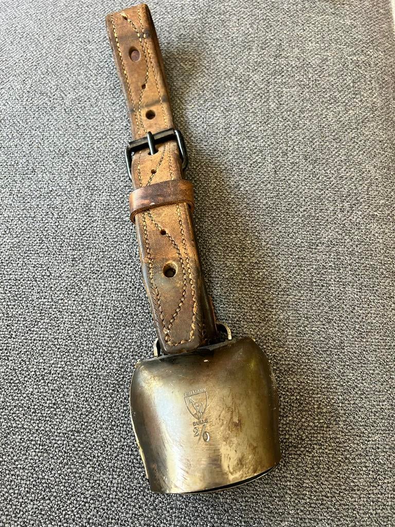 Antieke Firman Bulle 20 Koeienbel met Leren Halsband, Ophalen of Verzenden