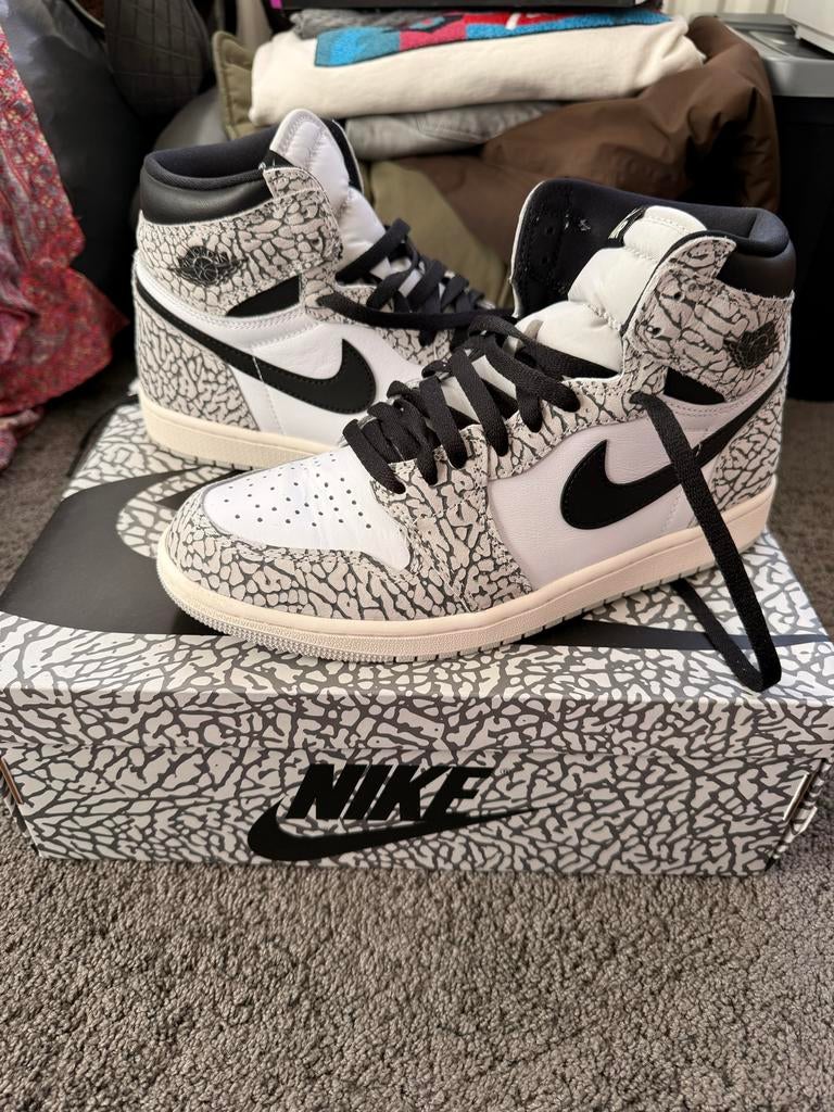 Nike Jordan 1 Retro White Cement EU42, Ophalen of Verzenden, Zo goed als nieuw, Wit, Sneakers of Gympen