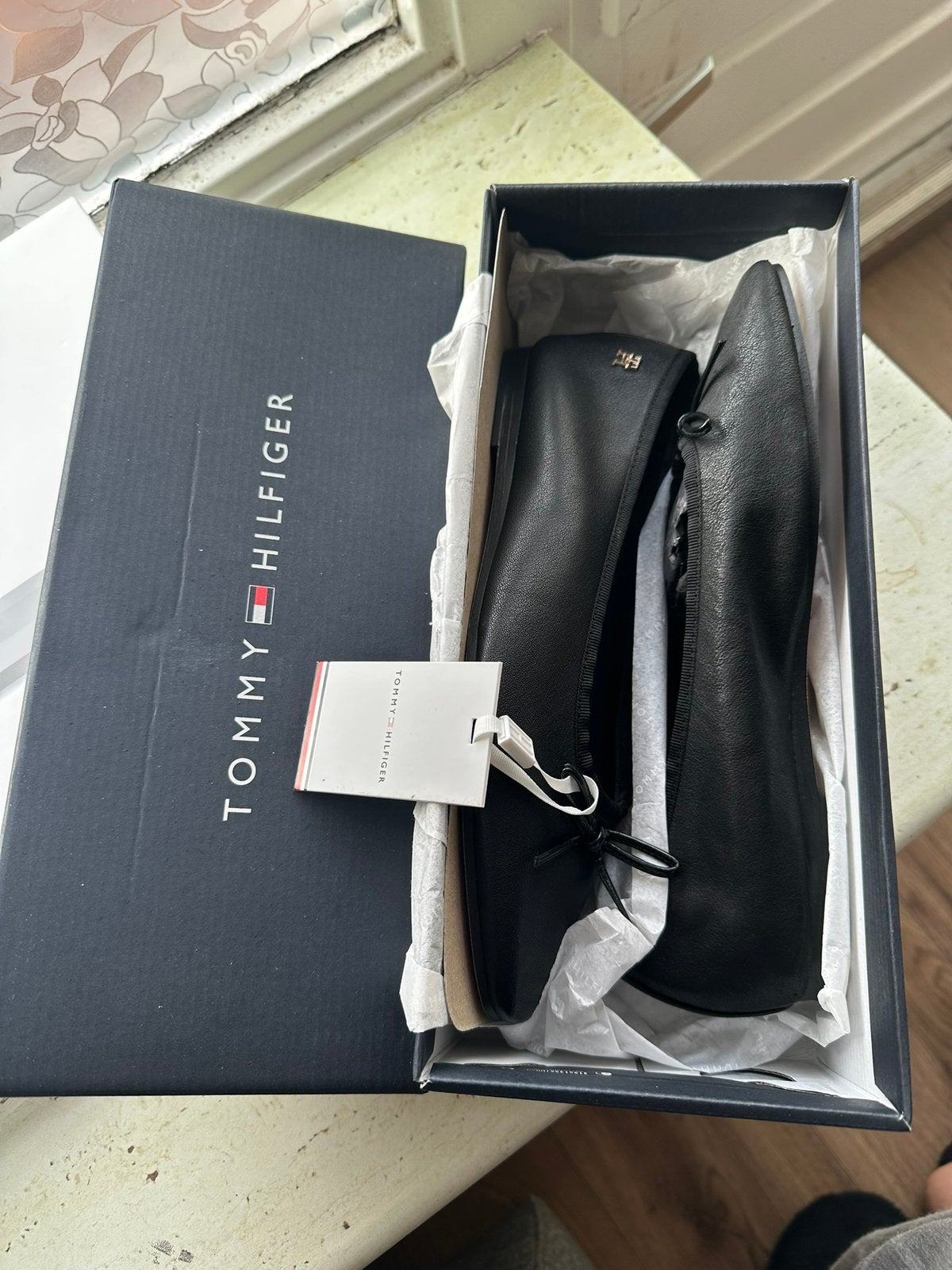 Tommy hilfiger damesschoenen maat 40 nieuw in de doos, Ophalen of Verzenden, Nieuw, Blauw, Sneakers of Gympen