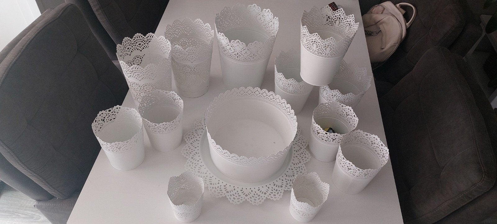 Set van de serie Skurar van ikea, Tuin en Terras, Bloempotten, Gebruikt, Metaal, Binnen, Balkon, Tuin, Minder dan 40 cm, Minder dan 25 cm